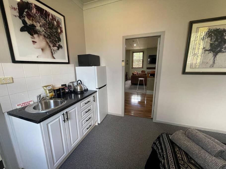 Post Office Boutique Accommodation Hat Head 외부 사진