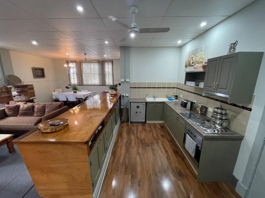 Post Office Boutique Accommodation Hat Head 외부 사진