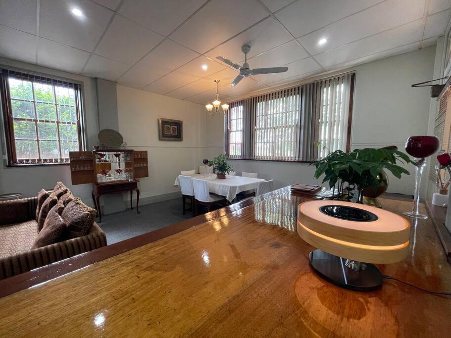 Post Office Boutique Accommodation Hat Head 외부 사진
